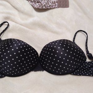 NWOT 36D BLACK WHITE CUTE BRA